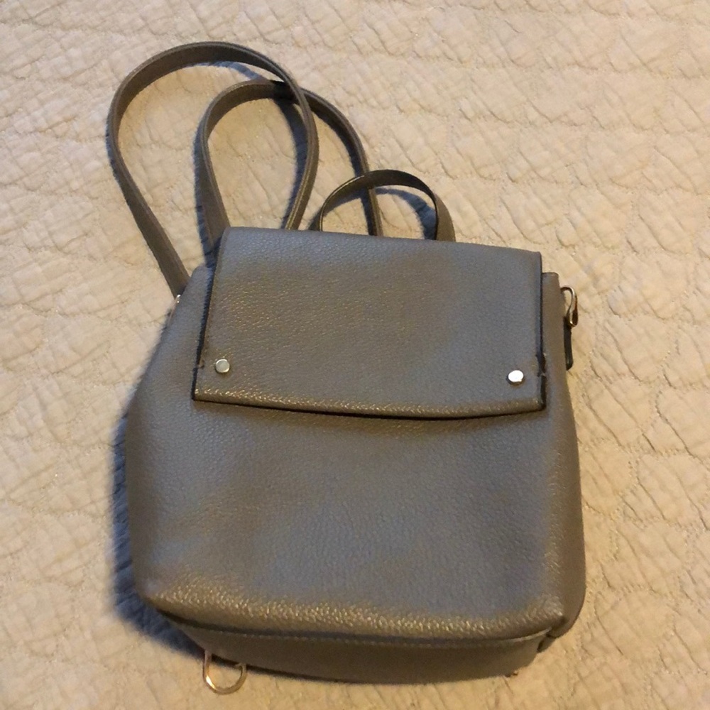 A new day versatile purse